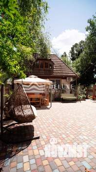 Дом 600м&sup2;, 3-этажный, участок 6 сот.  