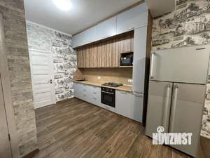 Дом 310м&sup2;, 2-этажный, участок 14 сот.  