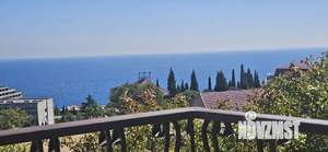 Дом 112м&sup2;, 3-этажный, участок 1 сот.  