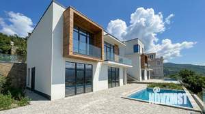 Дом 246м&sup2;, 3-этажный, участок 4 сот.  