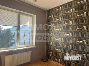 Дом 280м², 3-этажный, участок 5 сот.  