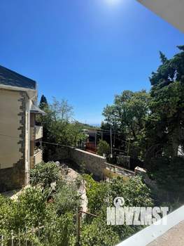 Дом 312м², 3-этажный, участок 6 сот.  