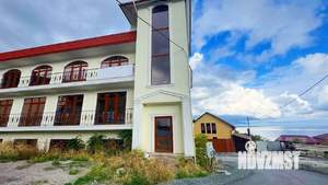 Дом 740м², 3-этажный, участок 6 сот.  