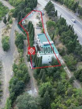 Дом 600м², 3-этажный, участок 10 сот.  