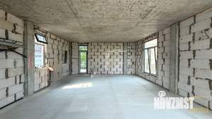 Дом 150м², 3-этажный, участок 1 сот.  