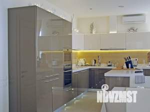 Дом 800м&sup2;, 4-этажный, участок 6 сот.  