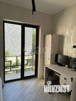 Дом 109м&sup2;, 2-этажный, участок 3 сот.  