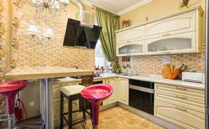 Дом 347м², 2-этажный, участок 6 сот.  