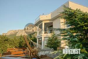 Дом 469м², 2-этажный, участок 32 сот.  