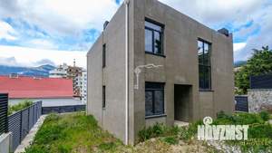 Дом 282м&sup2;, 2-этажный, участок 4 сот.  