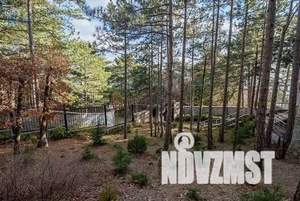 Дом 240м², 3-этажный, участок 20 сот.  