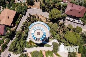 Дом 610м&sup2;, 4-этажный, участок 6 сот.  