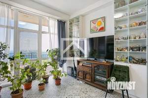 Дом 297м&sup2;, 3-этажный, участок 12 сот.  