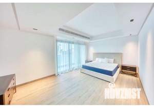 Дом 320м², 2-этажный, участок 10 сот.  