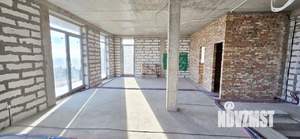 Дом 176м&sup2;, 2-этажный, участок 4 сот.  