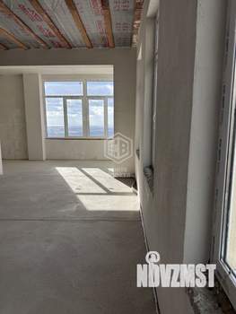 Коттедж 135м&sup2;, 3-этажный, участок 6 сот.  