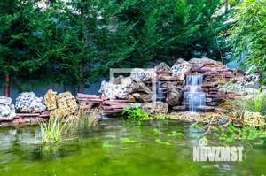 Дом 611м&sup2;, 5-этажный, участок 6 сот.  