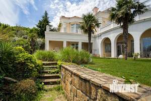 Дом 528м², 2-этажный, участок 15 сот.  