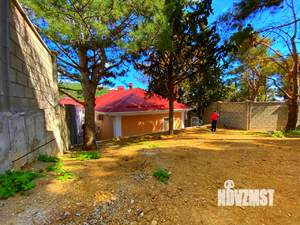 Дом 180м&sup2;, 2-этажный, участок 4 сот.  