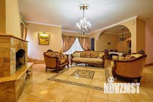 Дом 357м&sup2;, 3-этажный, участок 4 сот.  