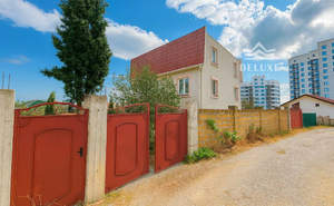 Дом 217м&sup2;, 3-этажный, участок 6 сот.  