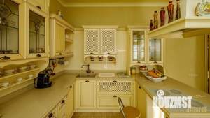 Дом 675м&sup2;, 2-этажный, участок 25 сот.  