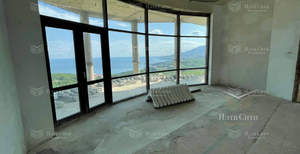 Дом 720м&sup2;, 4-этажный, участок 20 сот.  