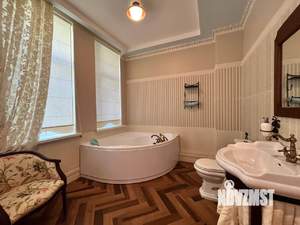 Таунхаус 300м², 3-этажный, участок 1 сот.  