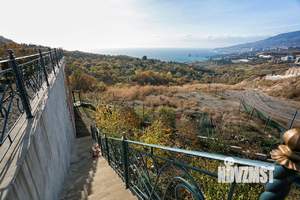 Дом 2150м², 3-этажный, участок 36 сот.  