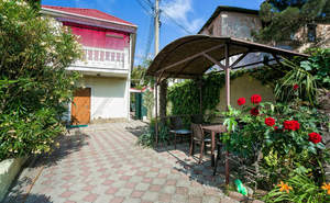 Дом 270м&sup2;, 3-этажный, участок 3 сот.  