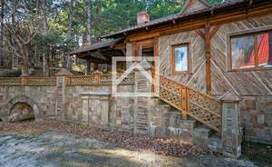 Дом 504м&sup2;, 3-этажный, участок 14 сот.  