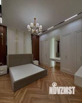 Дом 400м², 2-этажный, участок 8 сот.  