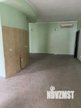 Дом 800м², 3-этажный, участок 12 сот.  