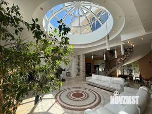 Дом 537м², 2-этажный, участок 14 сот.  