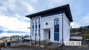 Дом 240м&sup2;, 3-этажный, участок 6 сот.  