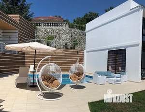 Дом 280м&sup2;, 2-этажный, участок 10 сот.  