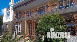 Дом 520м&sup2;, 3-этажный, участок 8 сот.  