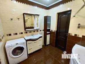 Дом 240м&sup2;, 4-этажный, участок 2 сот.  