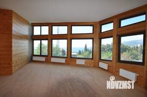 Дом 299м&sup2;, 3-этажный, участок 17 сот.  