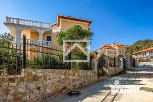 Дом 444м&sup2;, 4-этажный, участок 10 сот.  