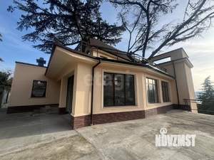 Дом 300м&sup2;, 4-этажный, участок 5 сот.  