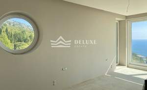 Дом 475м&sup2;, 3-этажный, участок 4 сот.  