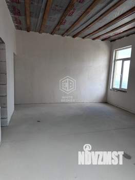 Коттедж 135м&sup2;, 3-этажный, участок 6 сот.  