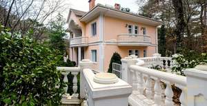 Дом 310м², 4-этажный, участок 10 сот.  