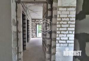 Дом 350м&sup2;, 2-этажный, участок 6 сот.  