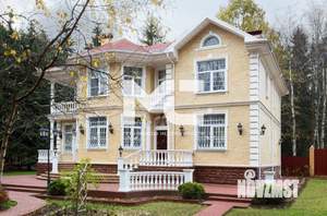 Дом 321м², 3-этажный, участок 10 сот.  