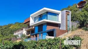 Коттедж 258м&sup2;, 3-этажный, участок 3 сот.  