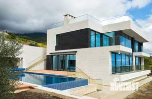 Дом 450м², 2-этажный, участок 20 сот.  