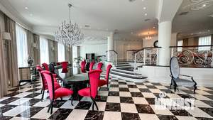 Дом 1600м², 4-этажный, участок 52 сот.  