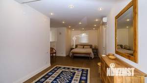 Дом 400м², 3-этажный, участок 40 сот.  